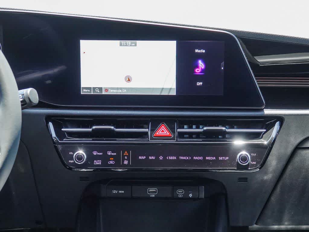Thumbnail: 2023 Kia Niro - 12