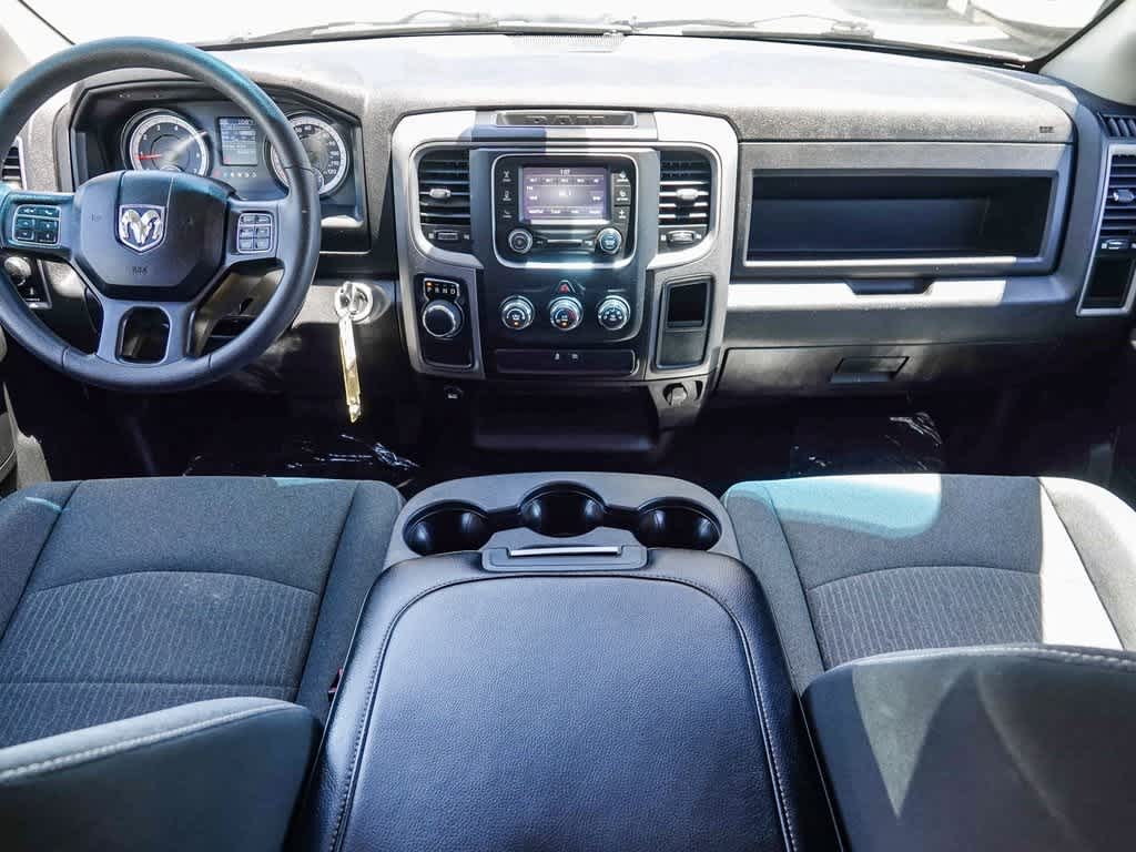 Thumbnail: 2021 RAM 1500 Classic - 11