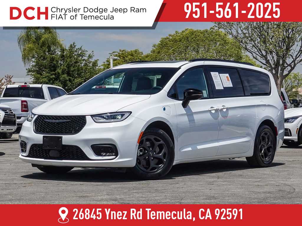 2024 Chrysler Pacifica Plug-In Hybrid
