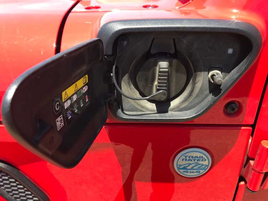 2022 Jeep Wrangler Unlimited Sahara 4