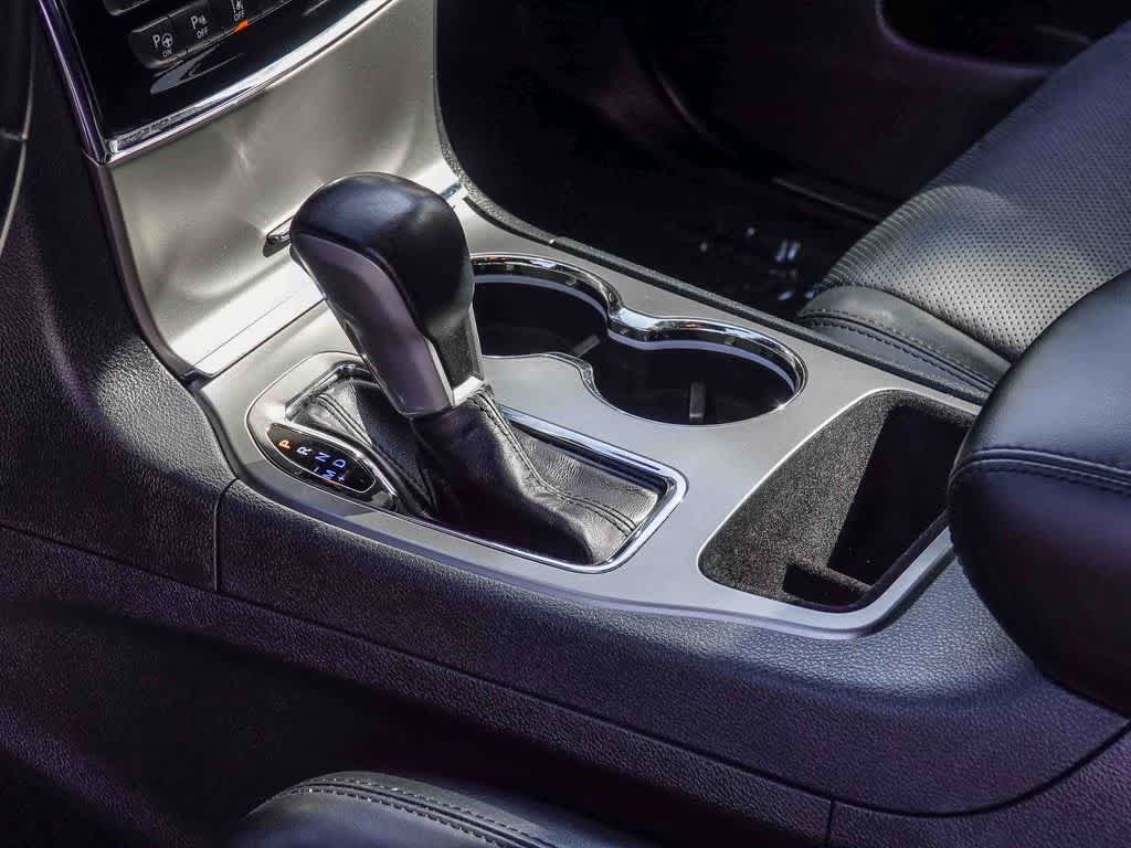 Thumbnail: 2020 Jeep Grand Cherokee - 18