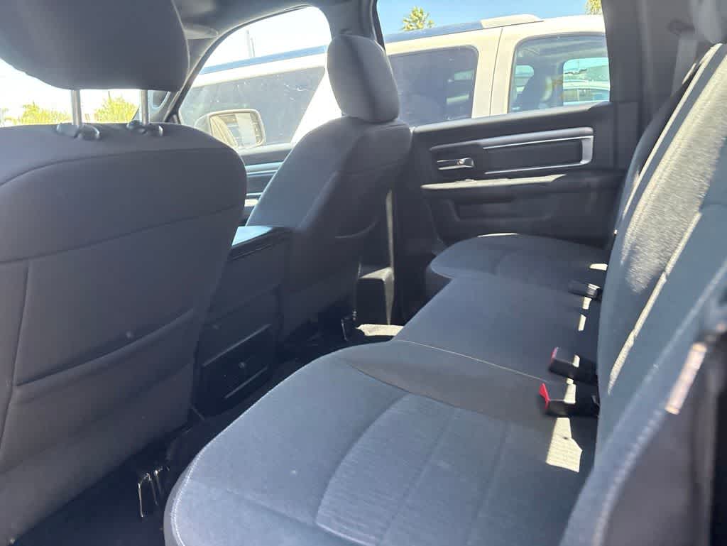 Thumbnail: 2022 RAM 1500 Classic - 11