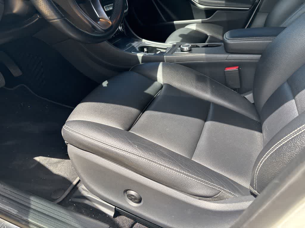 Thumbnail: 2019 Mercedes-Benz GLA - 5