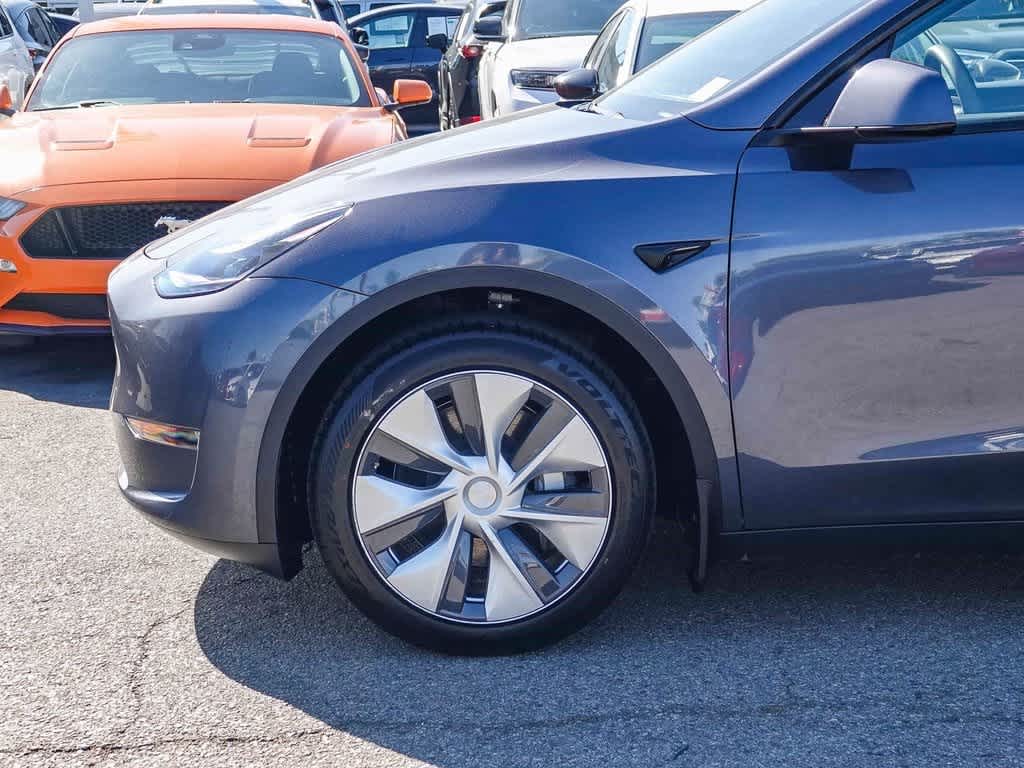 Thumbnail: 2023 Tesla Model Y - 9