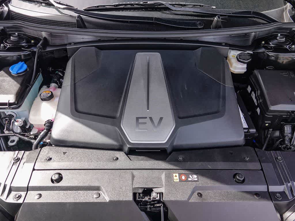 Thumbnail: 2023 Kia EV6 - 26