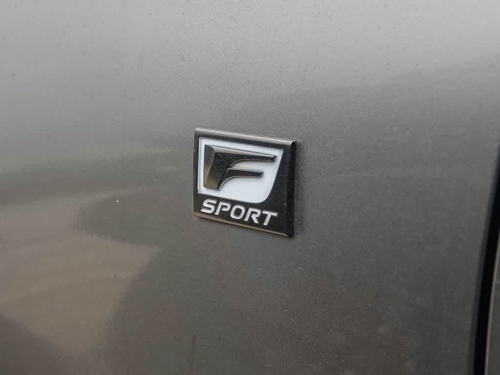 Thumbnail: 2016 Lexus IS - 20