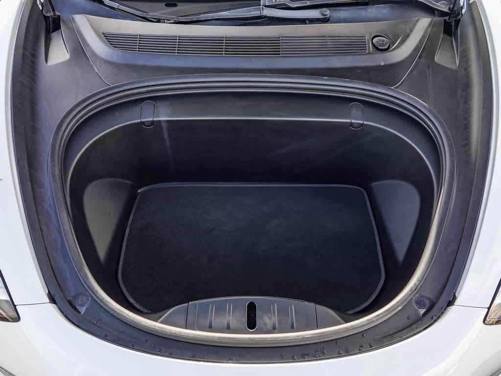 Thumbnail: 2018 Tesla Model 3 - 27