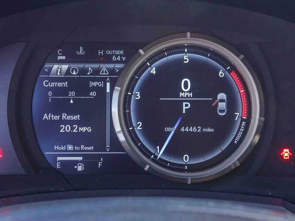 Thumbnail: 2017 Lexus RC - 24