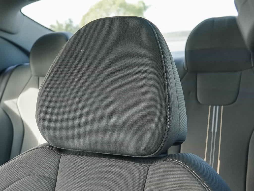 Thumbnail: 2025 Hyundai Elantra - 24