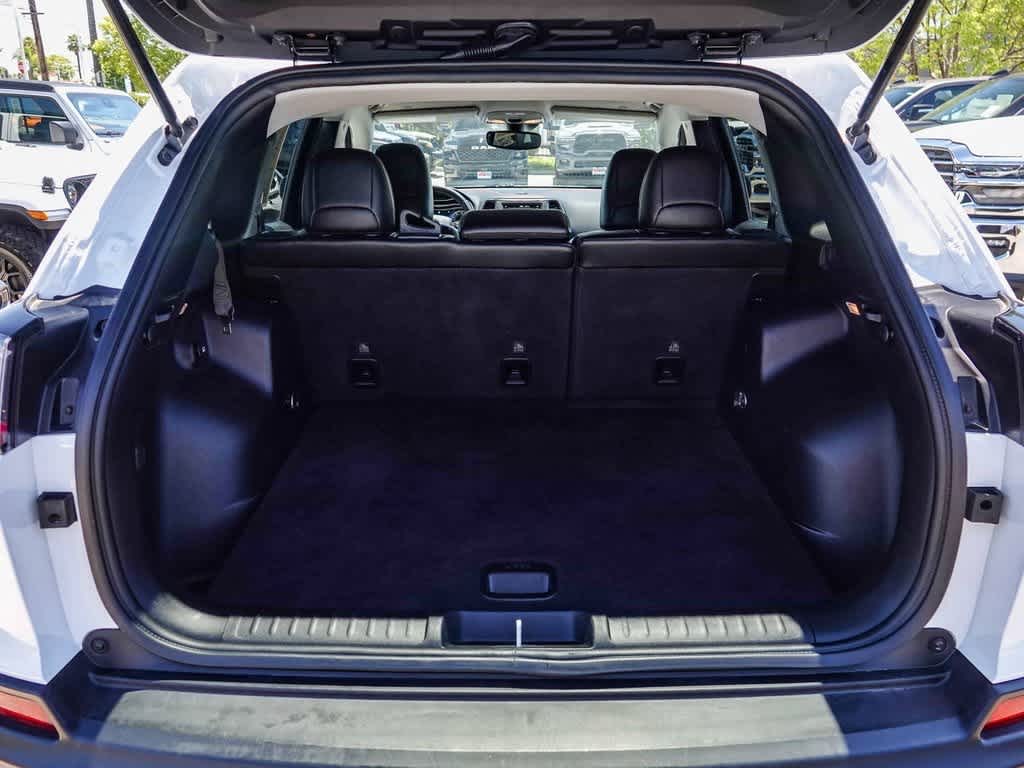 Thumbnail: 2021 Jeep Cherokee - 25