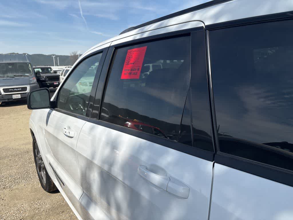 Thumbnail: 2020 Jeep Grand Cherokee - 8