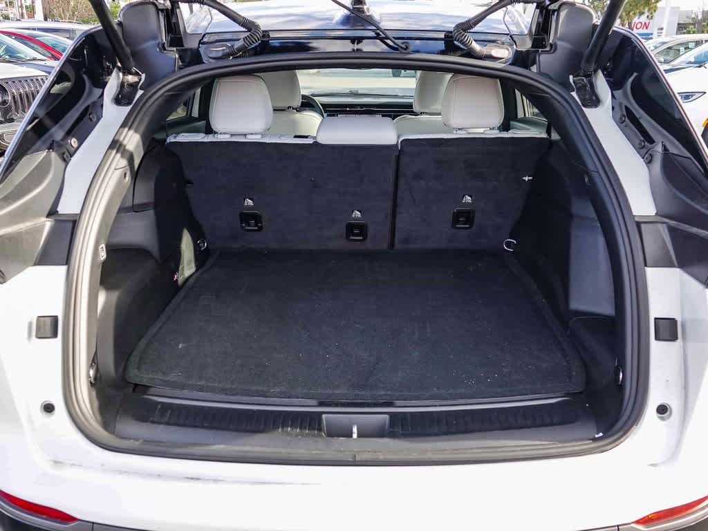 Thumbnail: 2025 Jeep Wagoneer S - 25