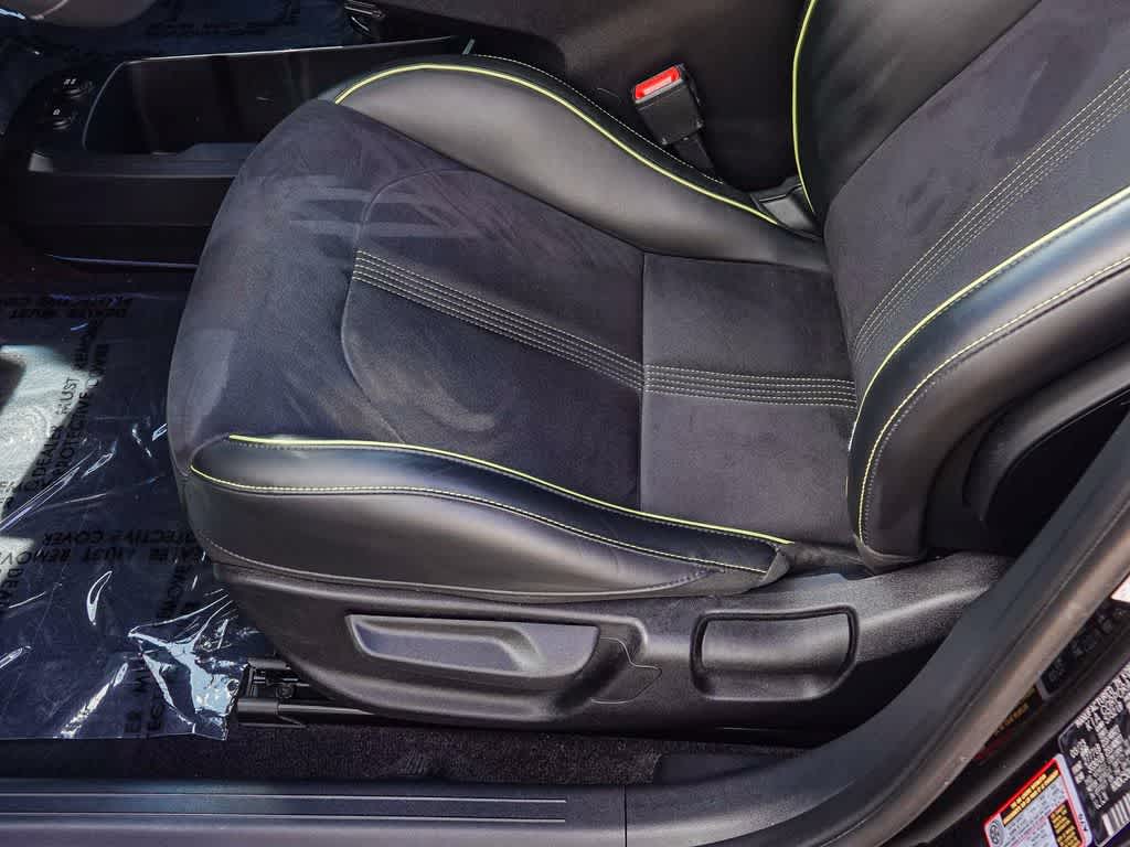 Thumbnail: 2023 Kia EV6 - 17