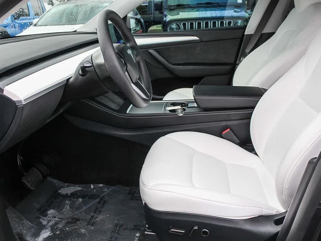 Thumbnail: 2024 Tesla Model Y - 18