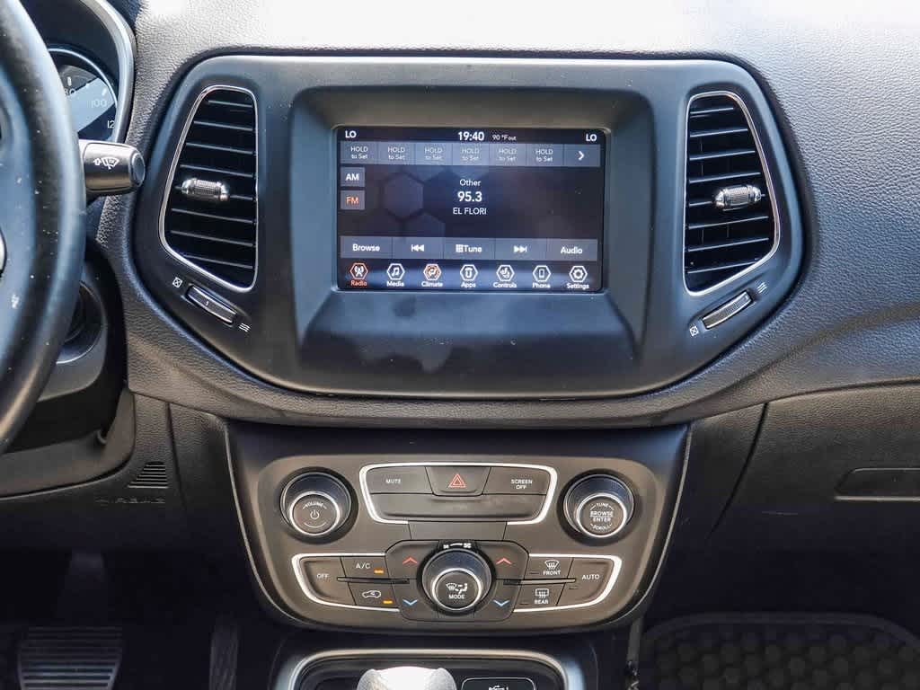 Thumbnail: 2019 Jeep Compass - 12