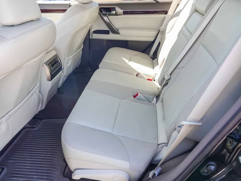 Thumbnail: 2017 Lexus GX - 16