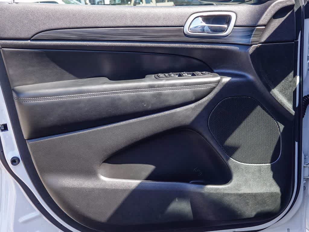 Thumbnail: 2019 Jeep Grand Cherokee - 15