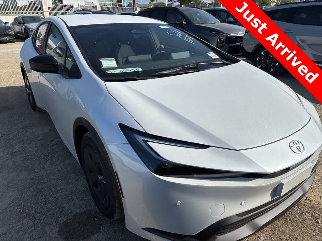 Thumbnail: 2025 Toyota Prius - 2