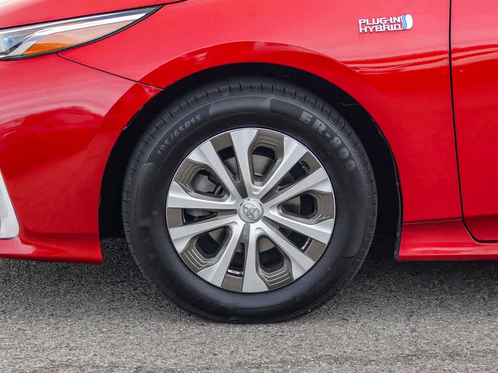 Thumbnail: 2017 Toyota Prius Prime - 10