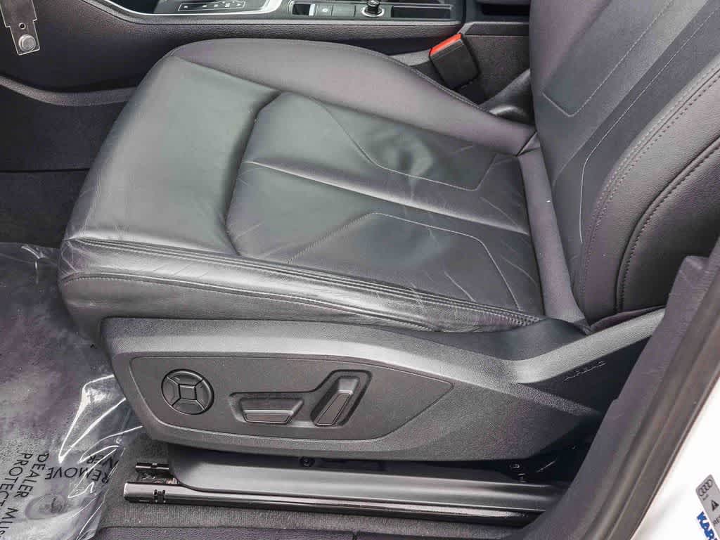 Thumbnail: 2020 Audi Q3 - 18