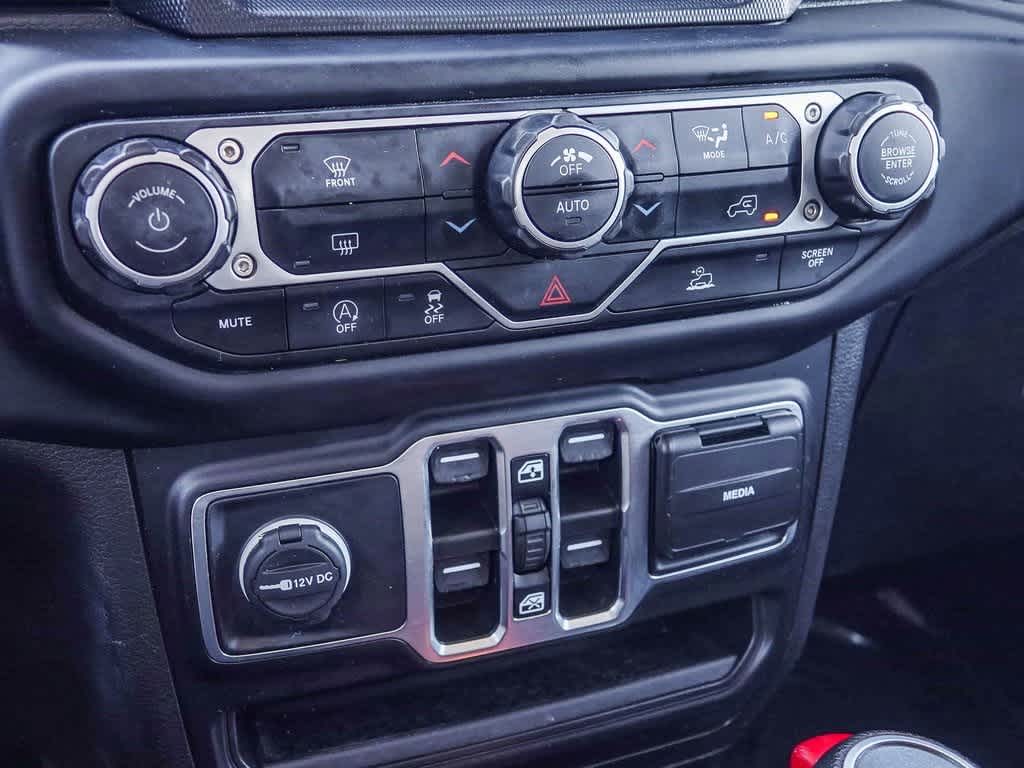 Thumbnail: 2023 Jeep Wrangler - 21