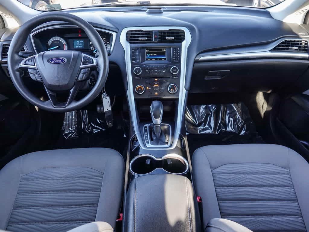 Thumbnail: 2016 Ford Fusion - 11