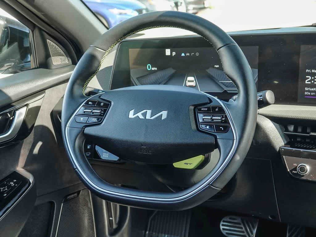 Thumbnail: 2023 Kia EV6 - 14