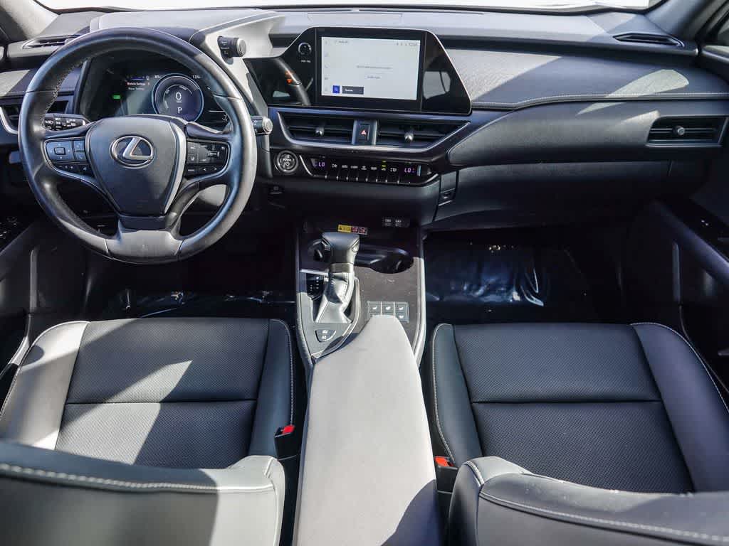 Thumbnail: 2024 Lexus UX - 12