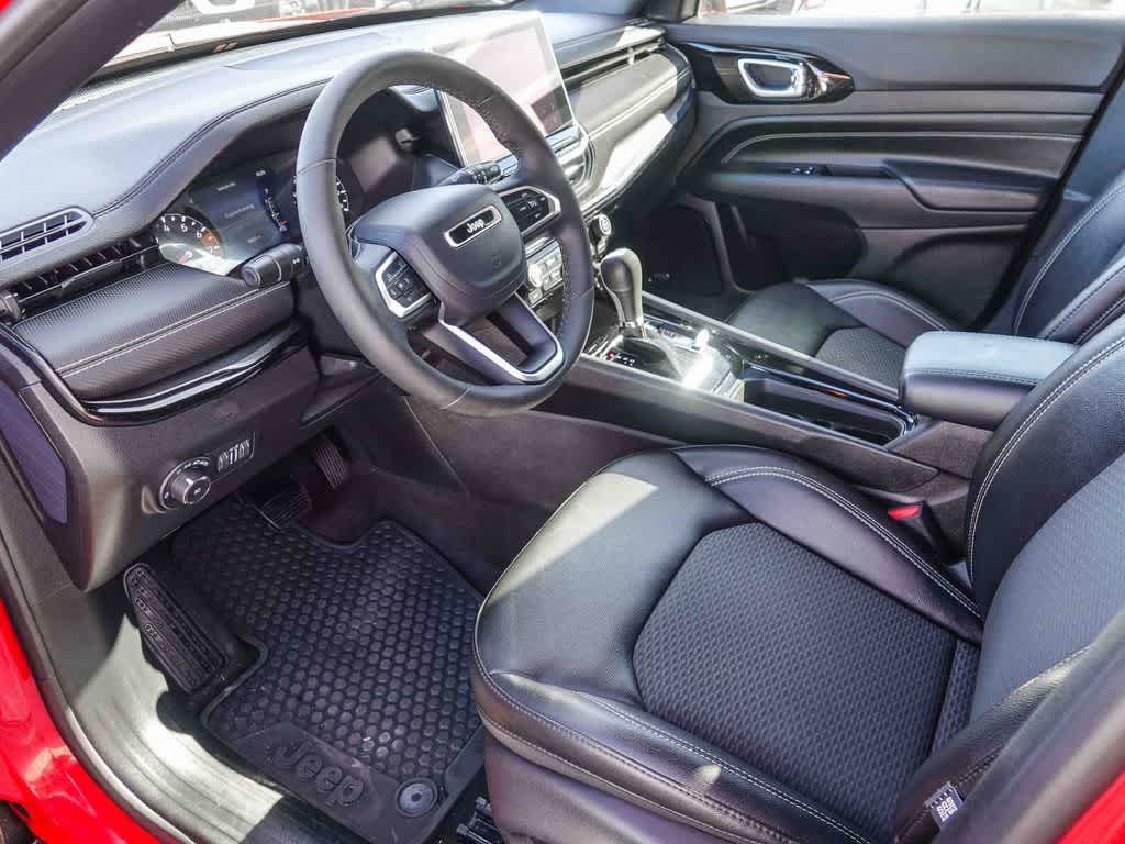 Thumbnail: 2023 Jeep Compass - 16