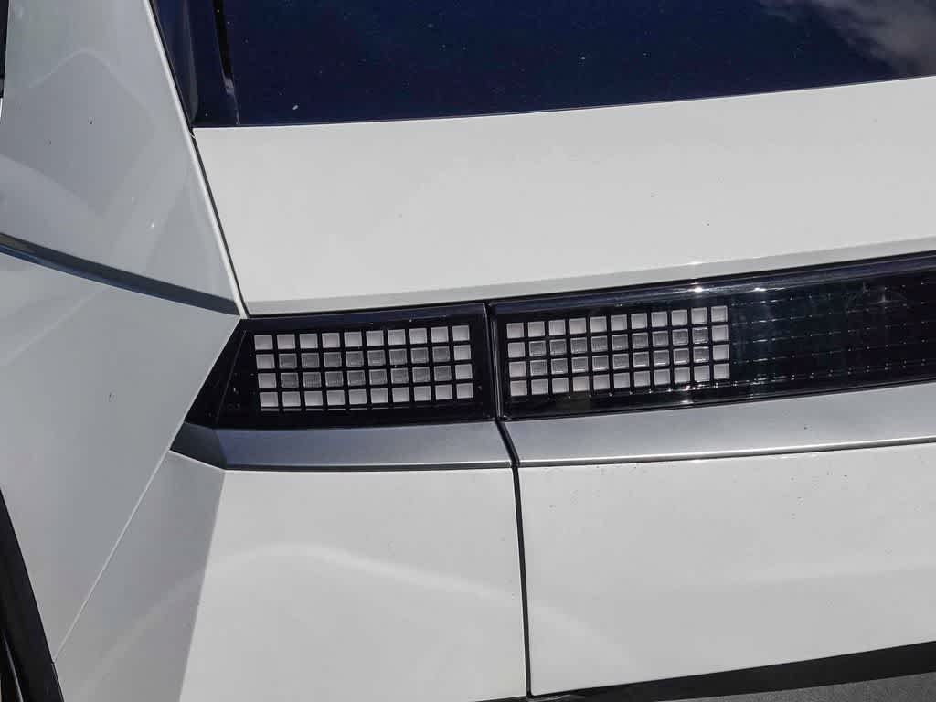 Thumbnail: 2024 Hyundai Ioniq 5 - 13