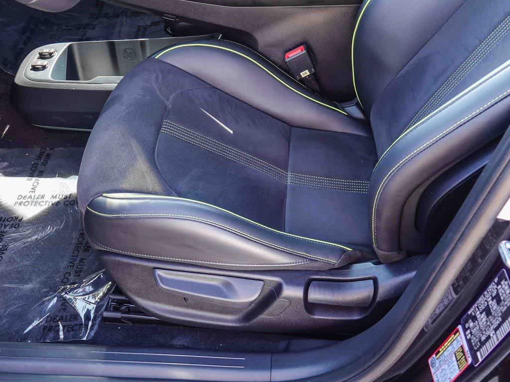 Thumbnail: 2023 Kia EV6 - 20