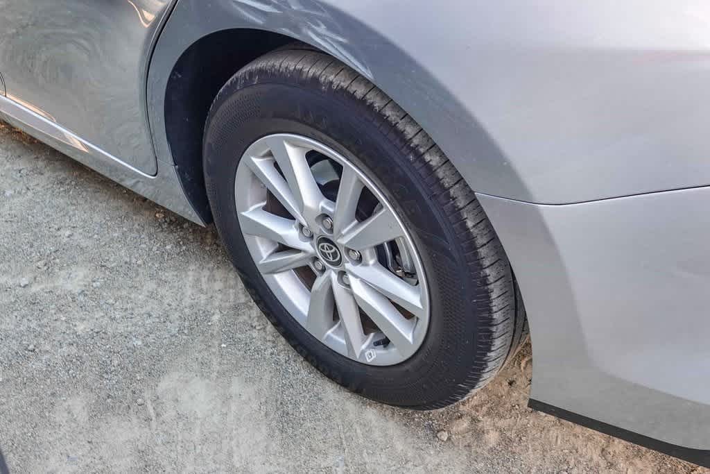 Thumbnail: 2025 Toyota Camry - 15