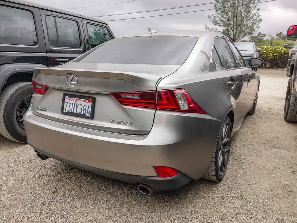 Thumbnail: 2016 Lexus IS - 12