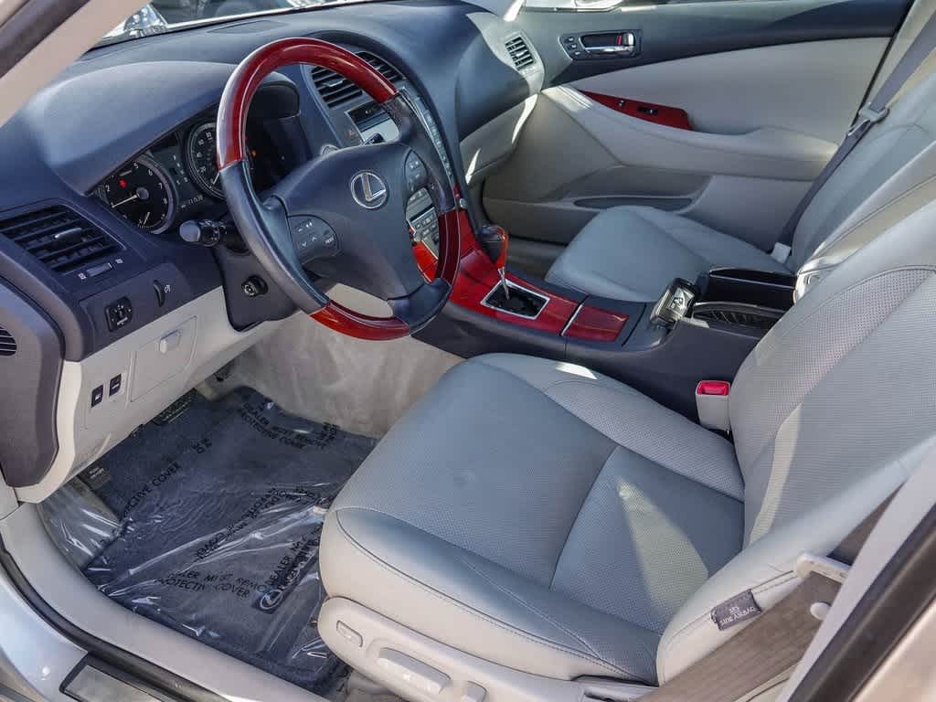 Thumbnail: 2009 Lexus ES - 16