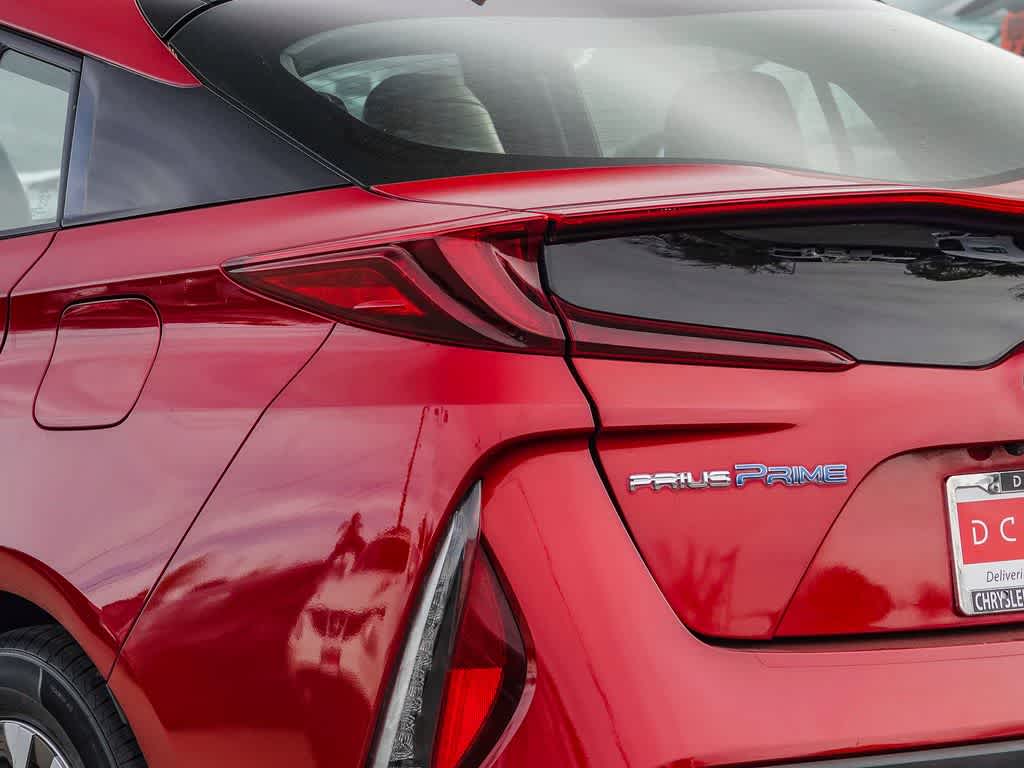 Thumbnail: 2017 Toyota Prius Prime - 7