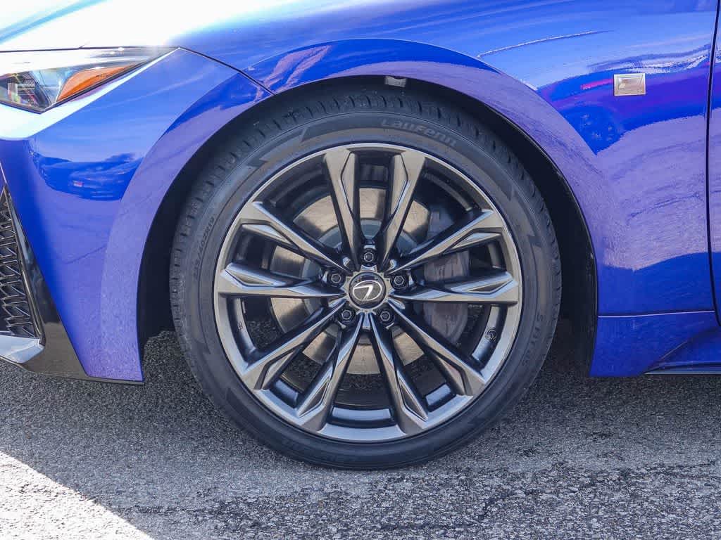 Thumbnail: 2025 Lexus IS - 10