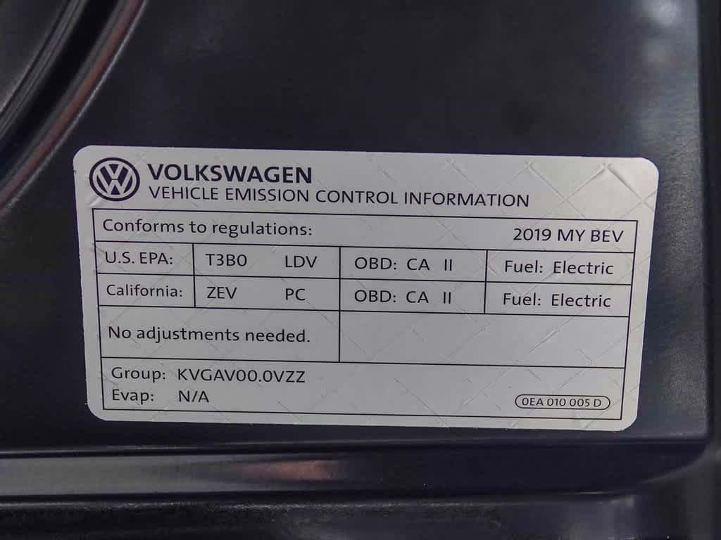 Thumbnail: 2019 Volkswagen e-Golf - 26