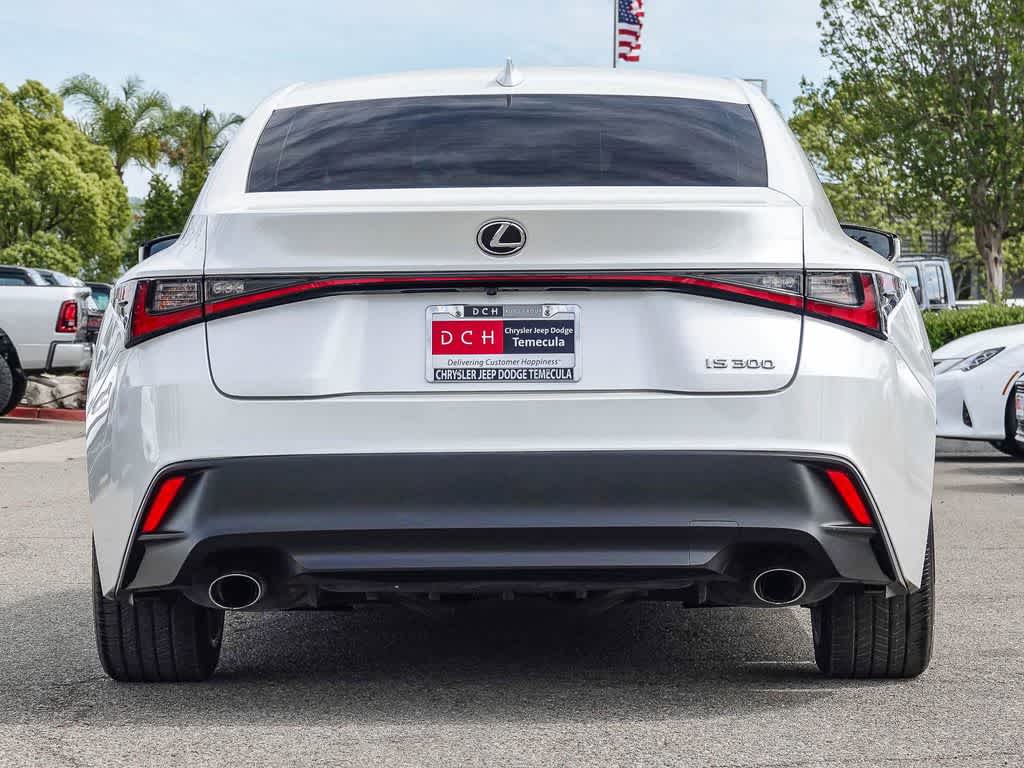 Thumbnail: 2022 Lexus IS - 5