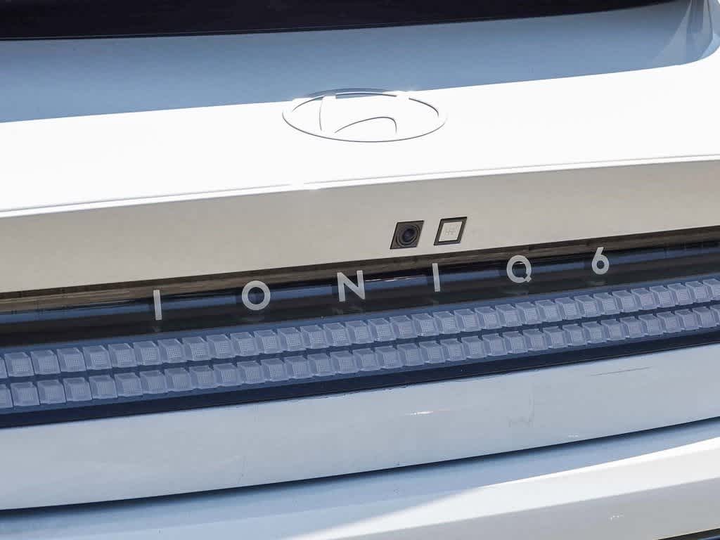 Thumbnail: 2023 Hyundai Ioniq 6 - 14