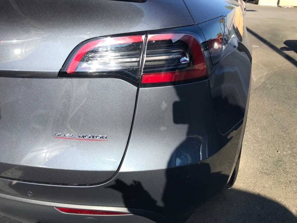 Thumbnail: 2022 Tesla Model Y - 6