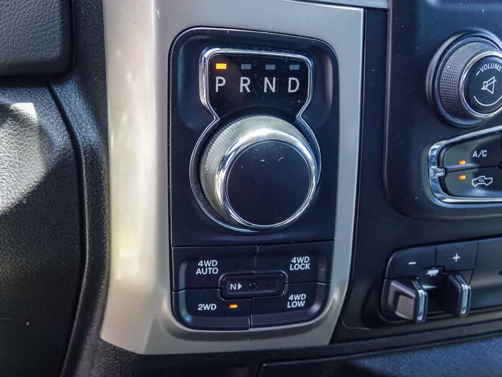 Thumbnail: 2019 RAM 1500 Classic - 18