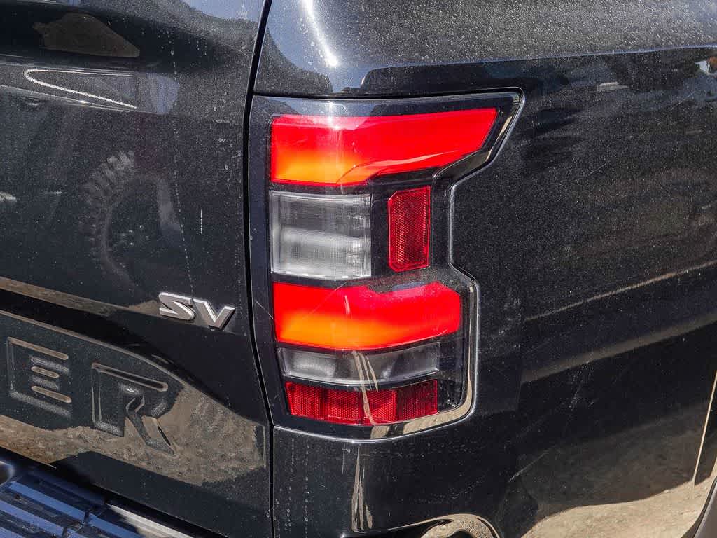 Thumbnail: 2023 Nissan Frontier - 9