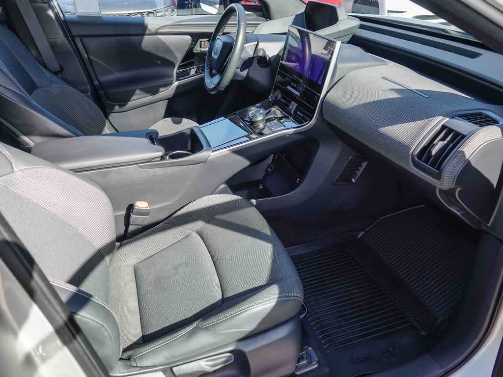 Thumbnail: 2023 Toyota bZ4X - 16