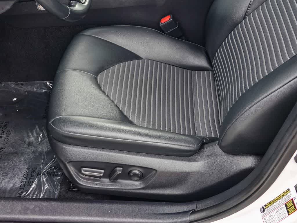 Thumbnail: 2023 Toyota Camry - 20