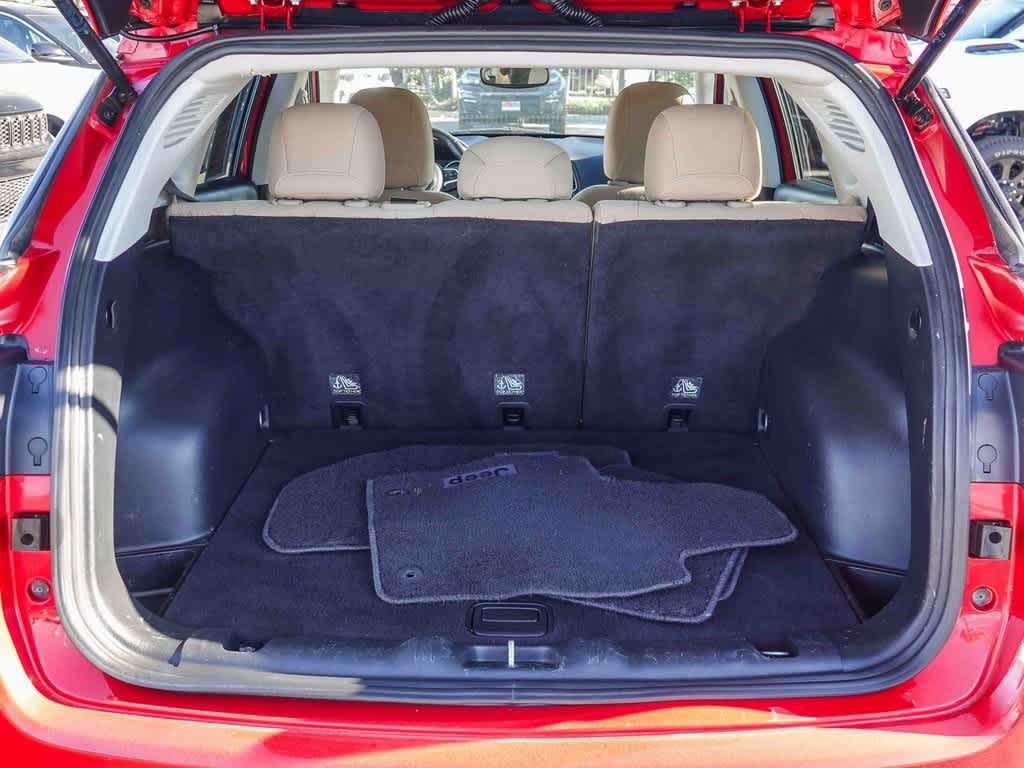 Thumbnail: 2018 Jeep Compass - 25