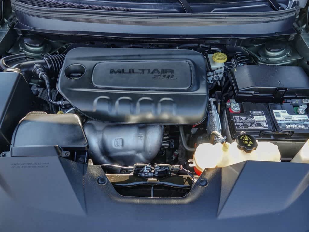 Thumbnail: 2020 Jeep Cherokee - 25