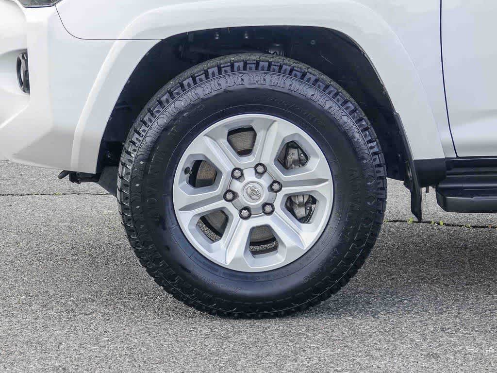 Thumbnail: 2024 Toyota 4Runner - 10