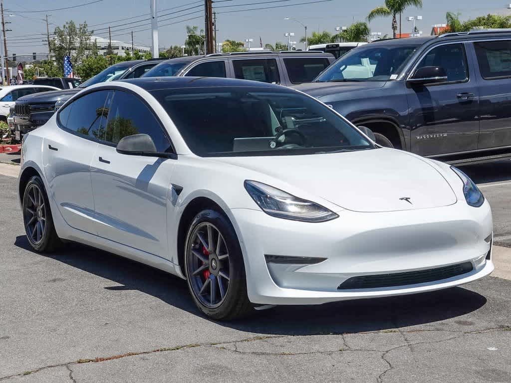 Thumbnail: 2022 Tesla Model 3 - 3