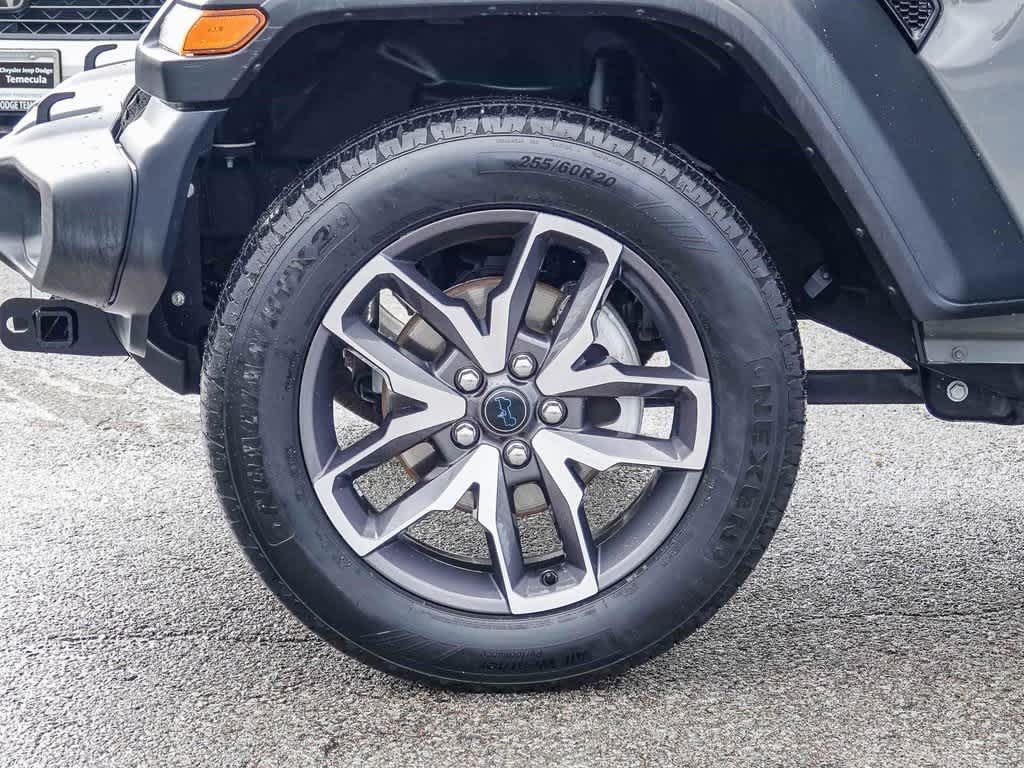 Thumbnail: 2021 Jeep Wrangler - 10