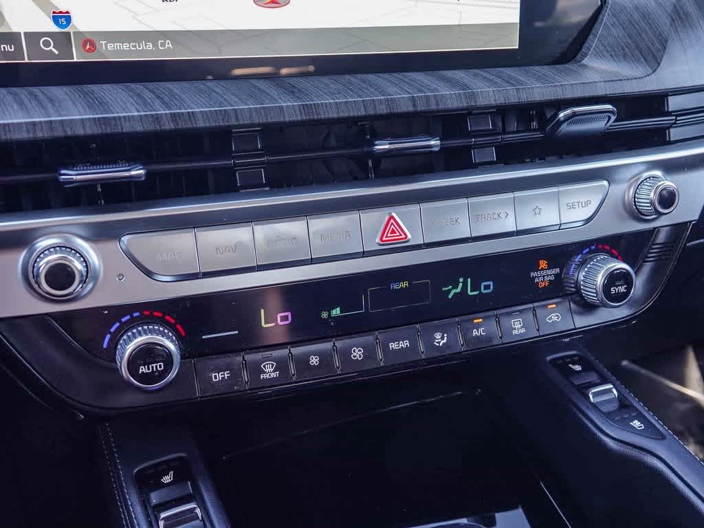 Thumbnail: 2023 Kia Telluride - 21